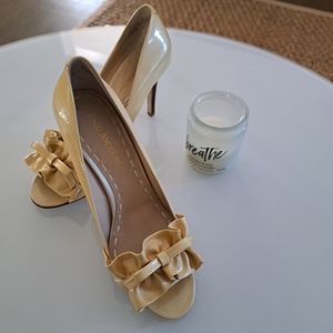 Enzo Angiolini Women's leather dress shoe stiletto Size 6M